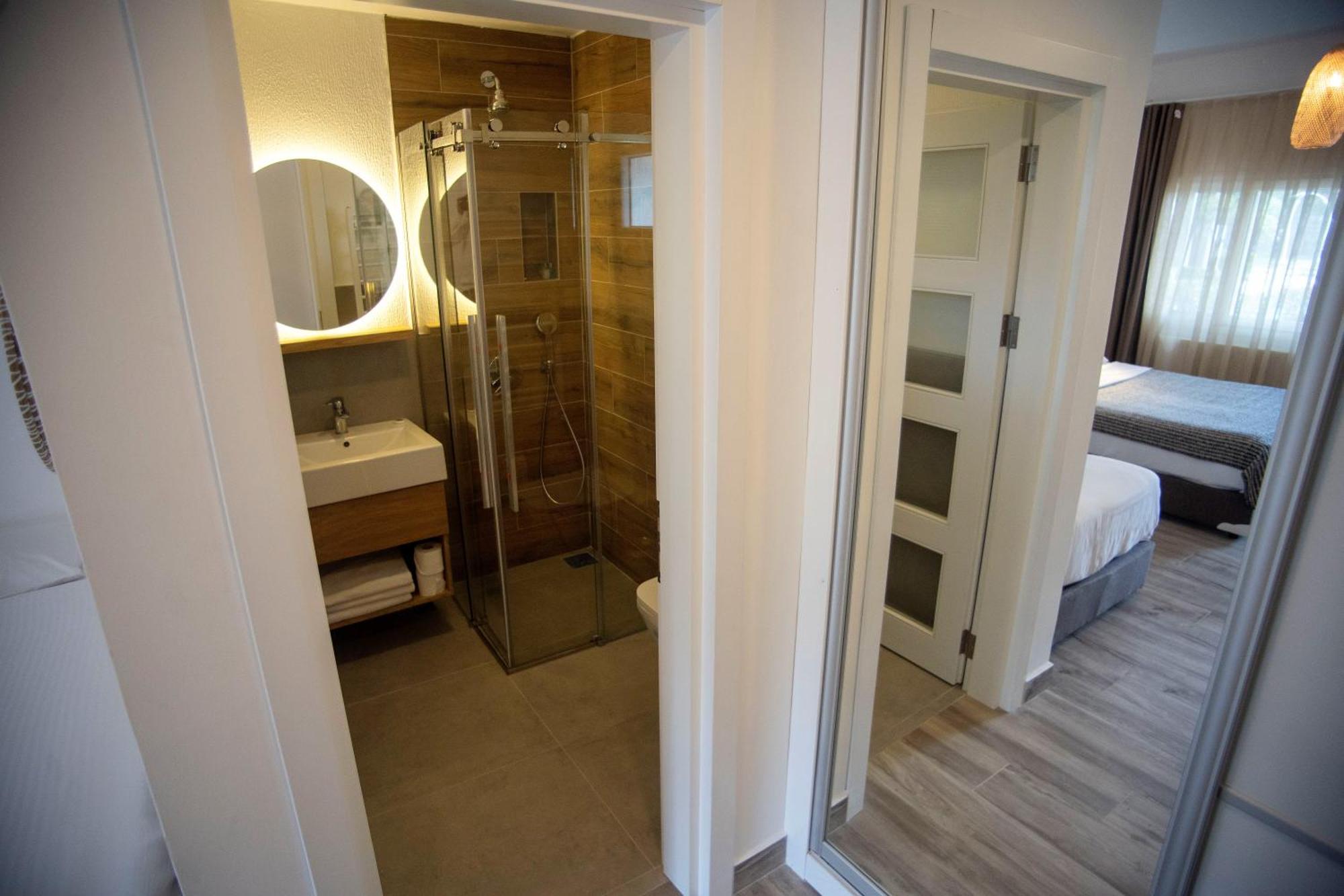 Hotel Gumusluk Room photo